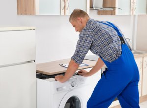 Jak podłączyć pralkę? Instrukcja krok po kroku