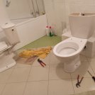 Zlecenie hydrauliczne dotyczące montażu toalety